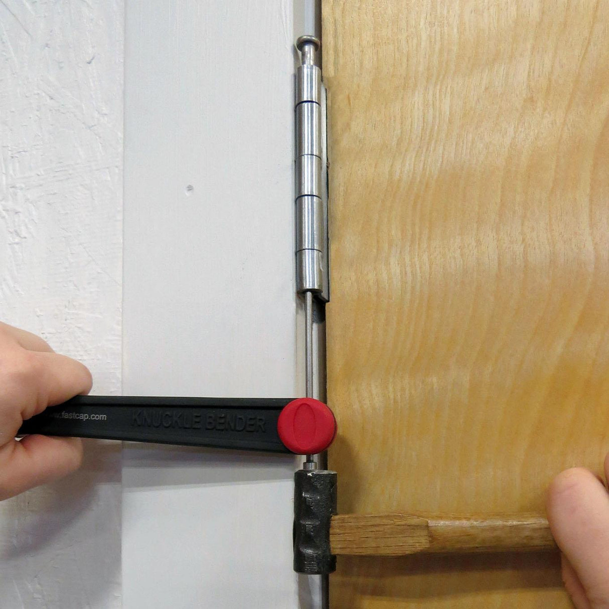 FastCap KnuckleBender