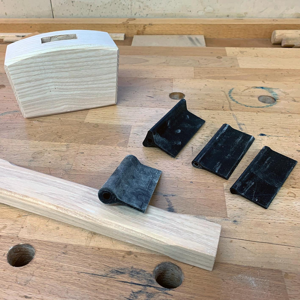 AUKTools Contour Sanding Grips (Set of 8)