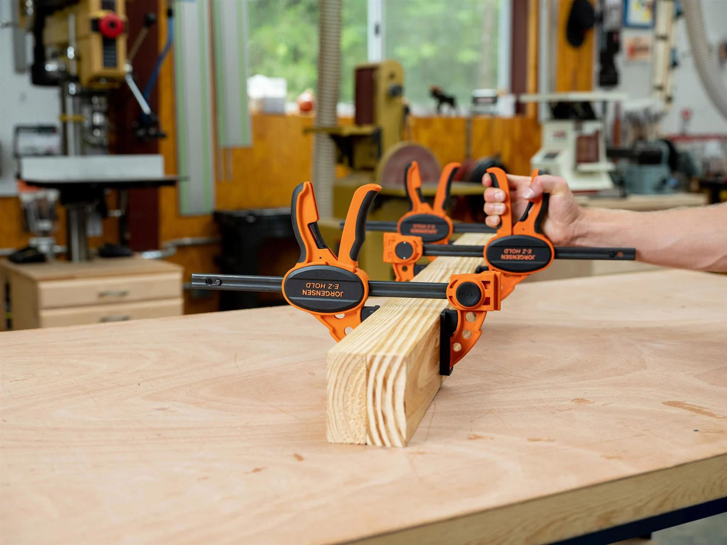 Jorgensen E-Z HOLD Medium-Duty Bar Expandable Clamp 6"