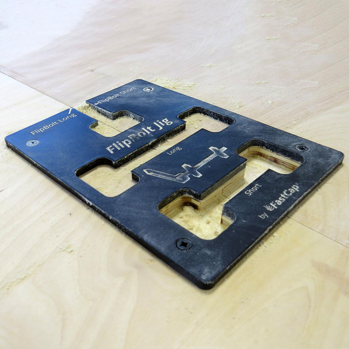 FastCap FlipBolt Router Jig