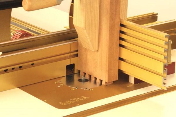 INCRA Jumbo Right Angle Fixture