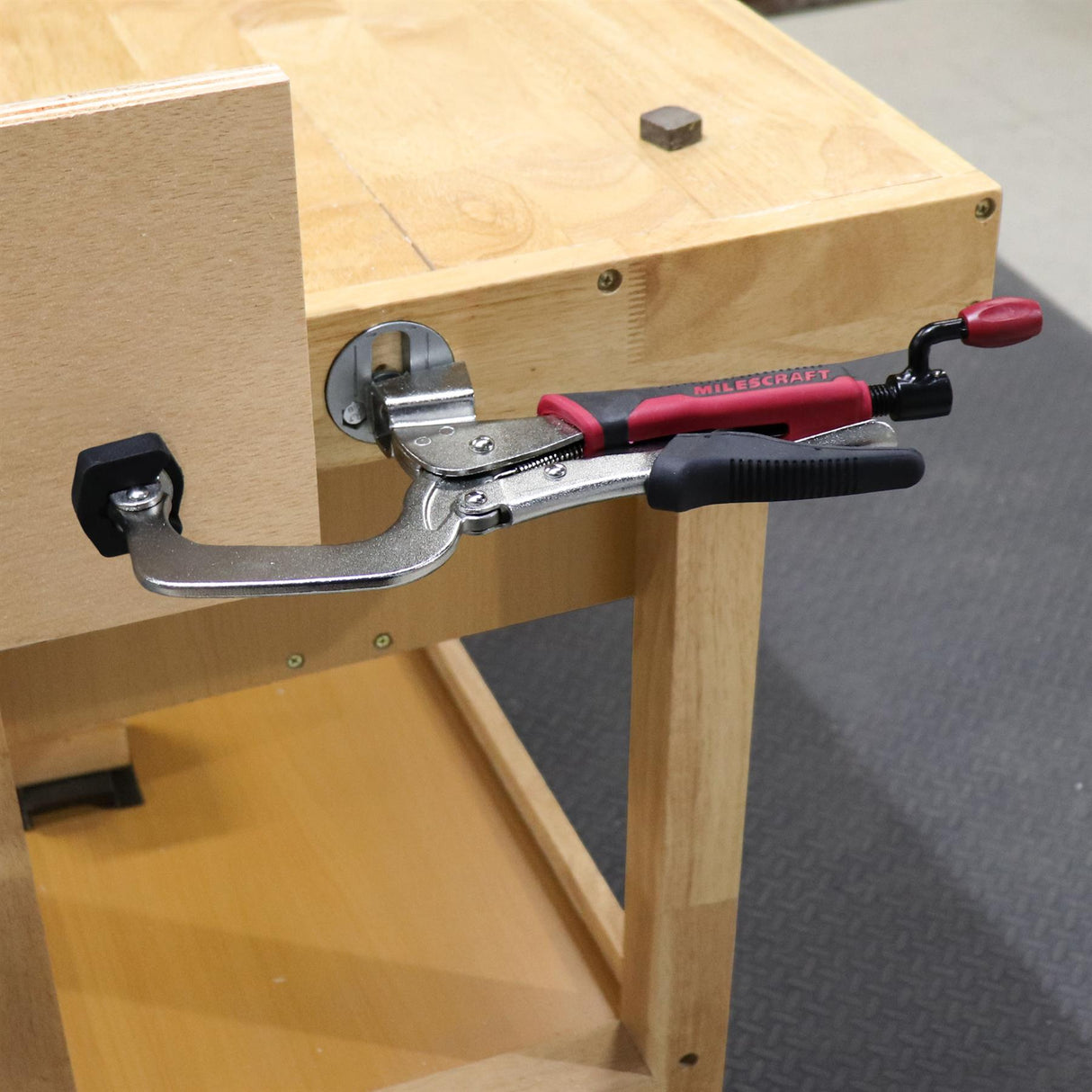 Milescraft Clamp Anchors