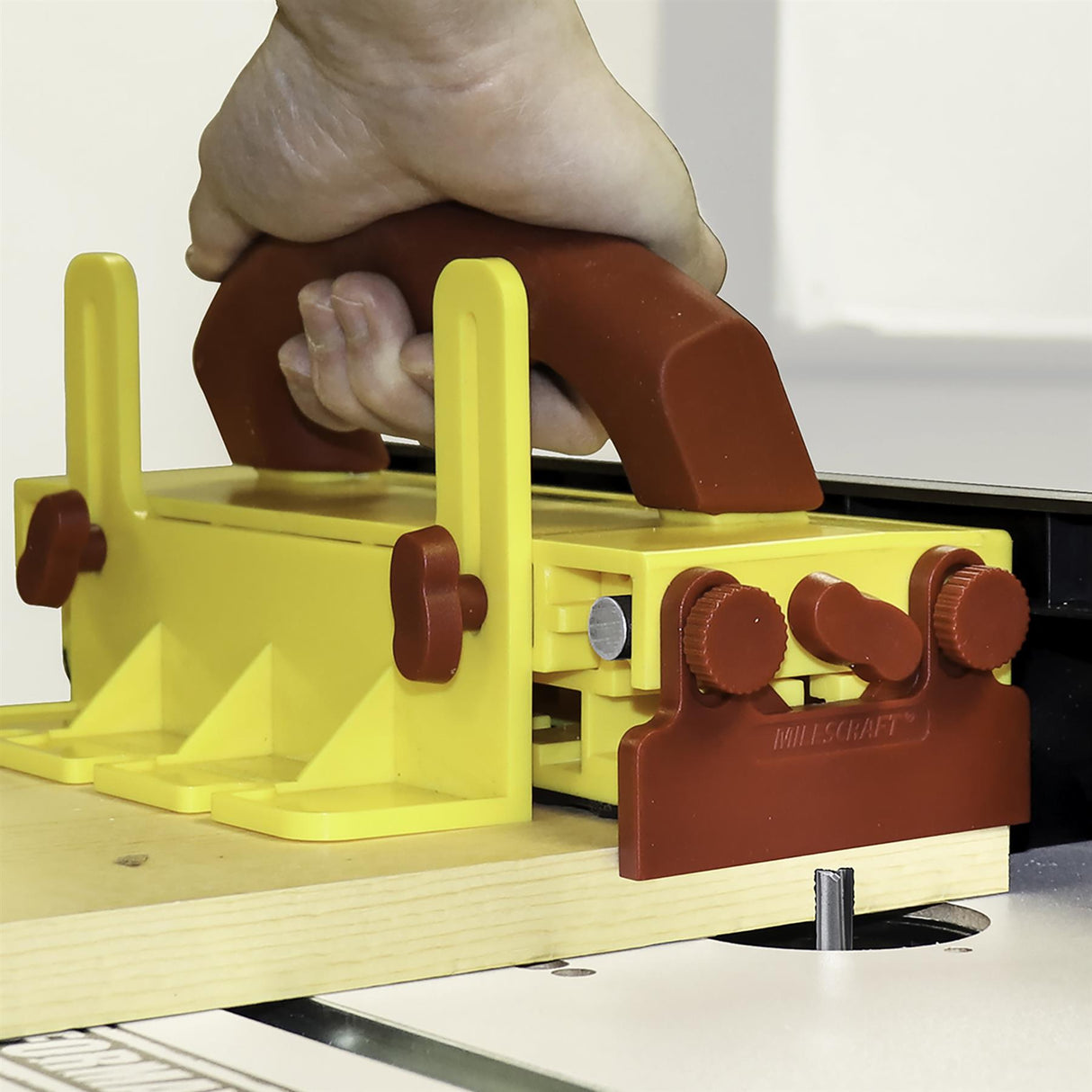 Milescraft GrabberPRO Push Block