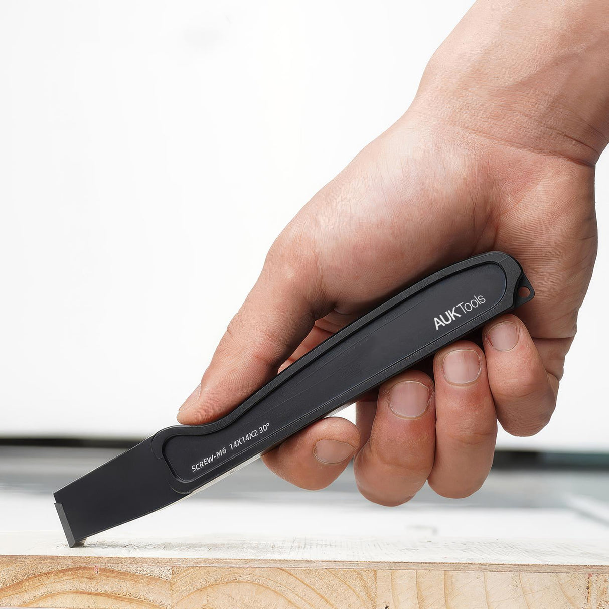 AUKTools Carbide Scraping Tool