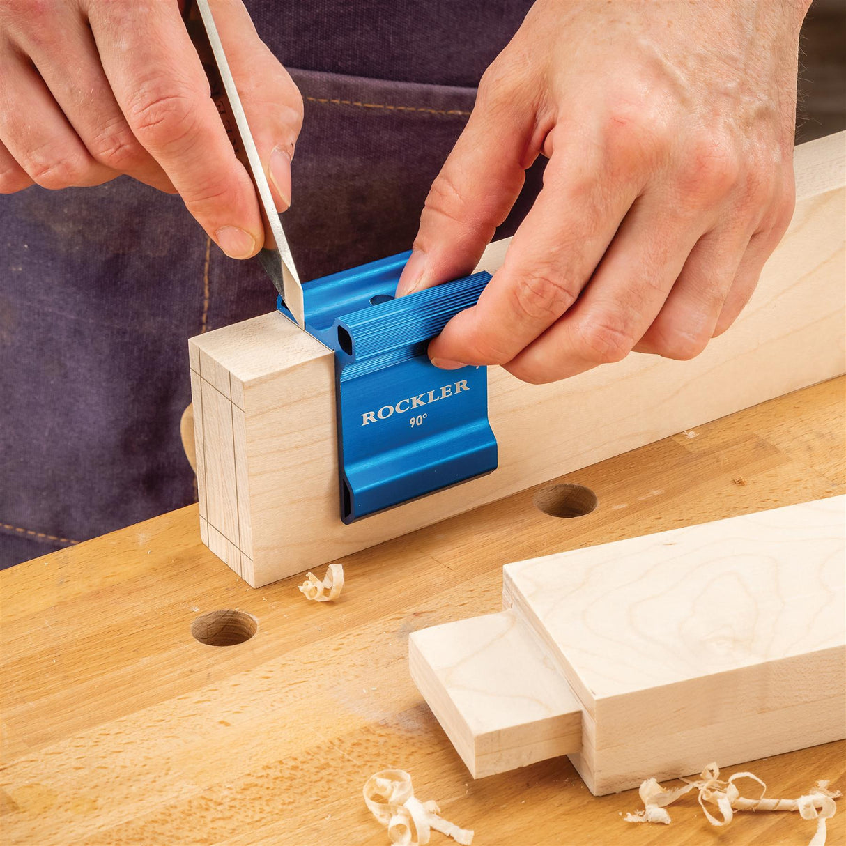 Rockler 90° Saddle Square