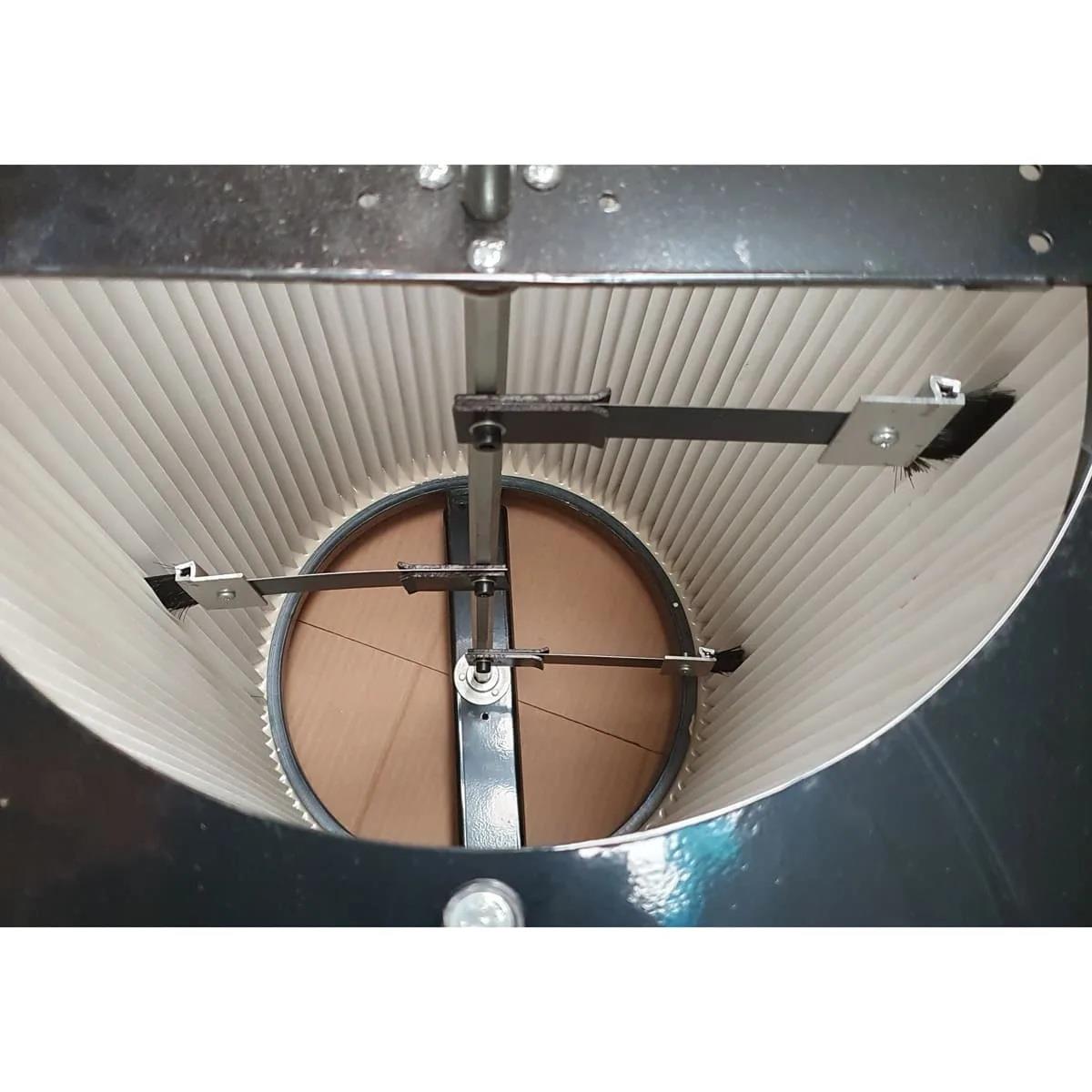 Charnwood HEPA C400RA 4hp 240v Cyclone Extractor with Remote Start & Auto Filter Cleaning