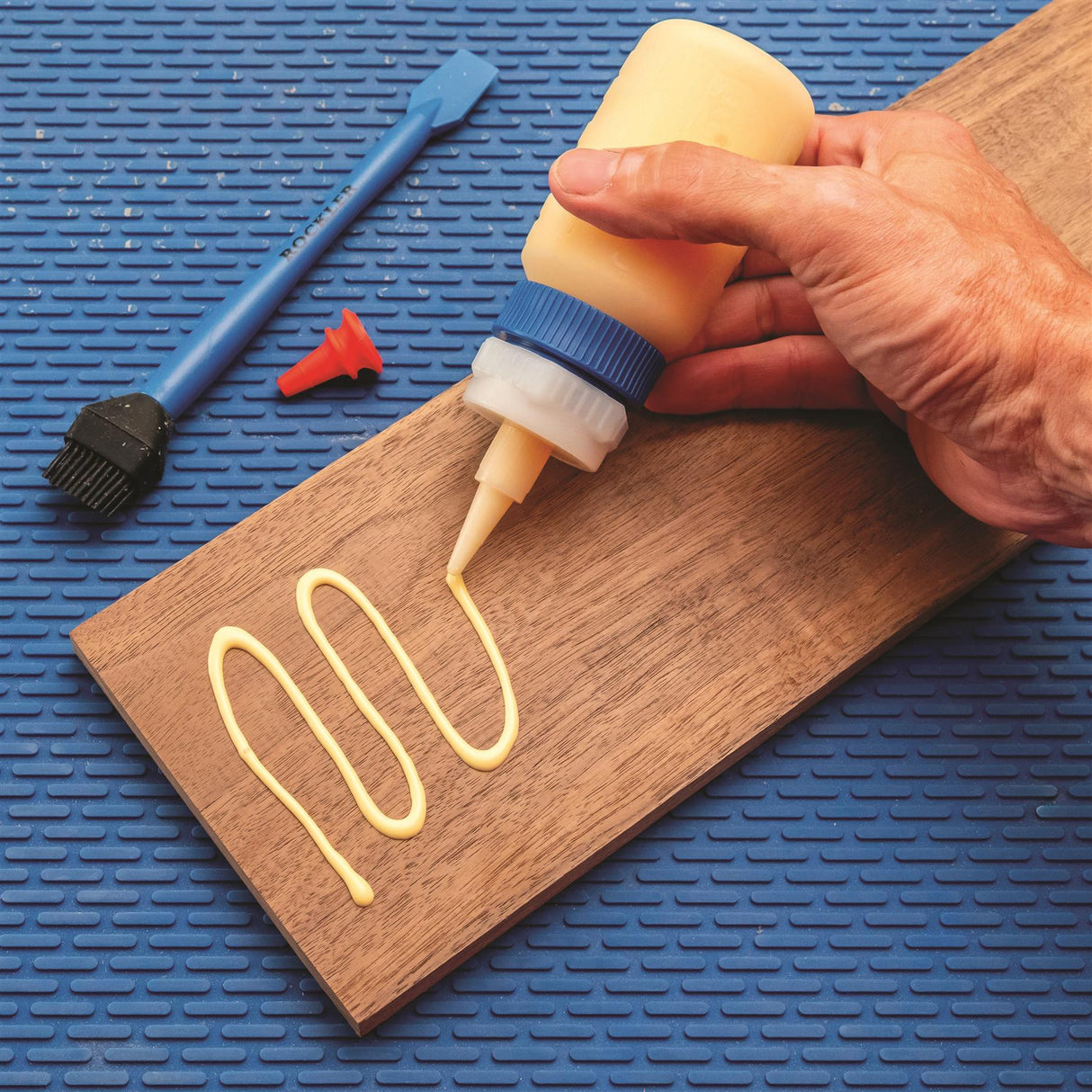 Rockler Easy-Squeeze Silicone Glue Bottle - 4 oz